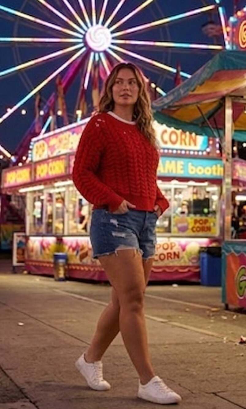 KBB by Kahlana Size L Red Cable Knit Sweater